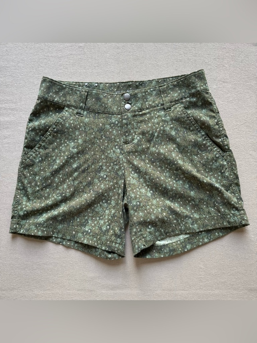 Columbia Green Patterned Outdoor Shorts